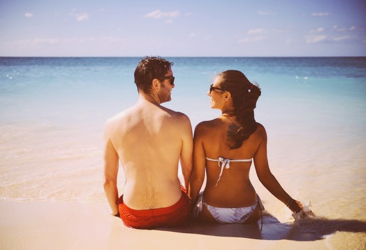 conocen millonario en red social misstravel