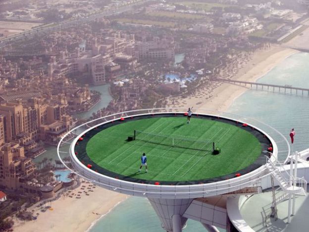 The-Helipad-of-the-Burj-Al-Arab-in-Dubai-UAE_Excellent-scenery_2007-624x468