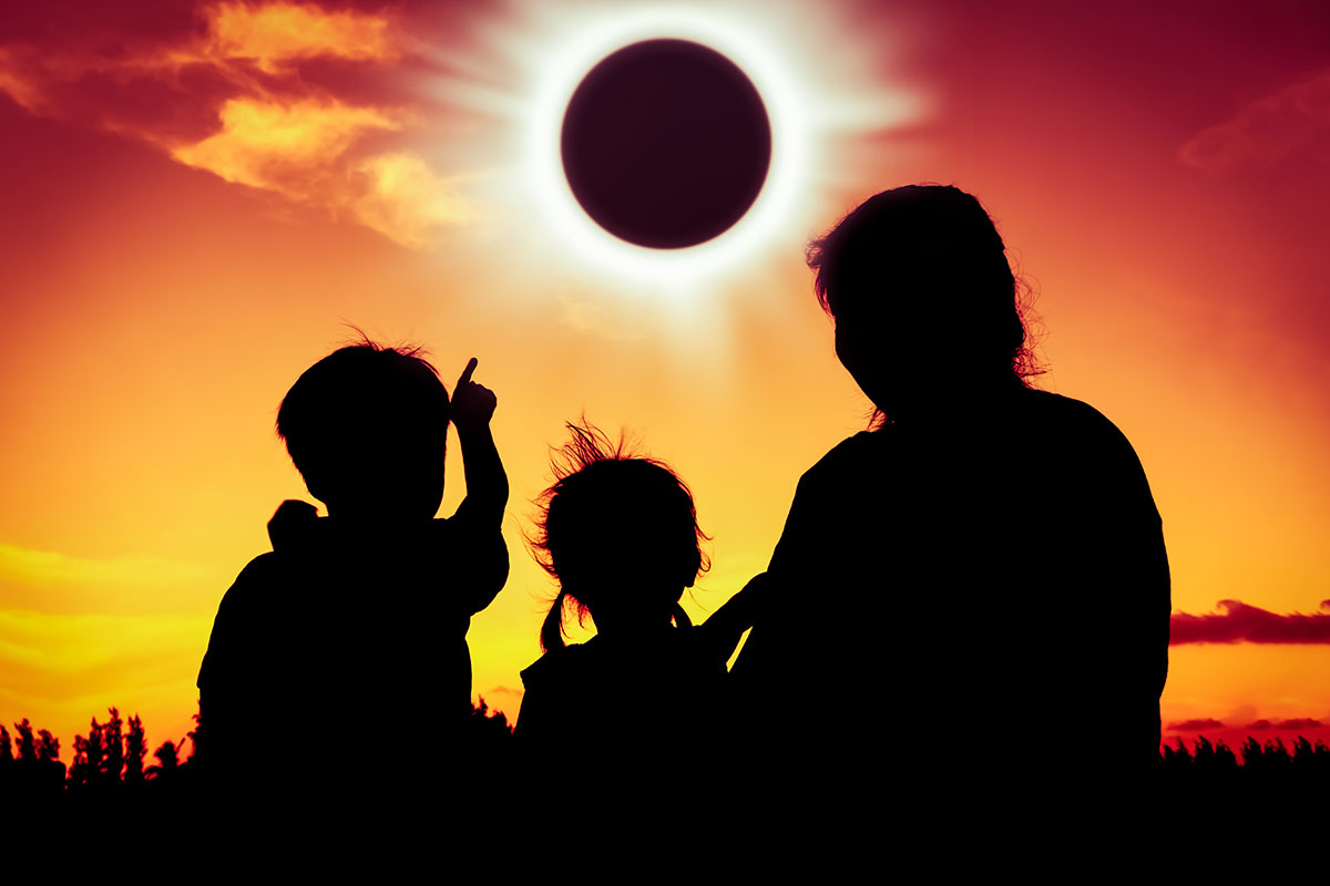SolarEclipse-1200x800.jpg