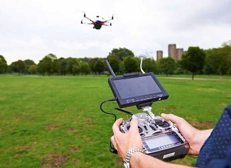 17-drone3-mt